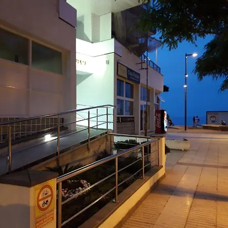 Estudio Moderno Frente Al Mar En La Costa Brava - Es-209-1