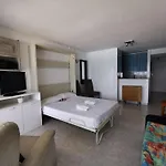 Estudio Moderno Frente Al Mar En La Costa Brava - Es-209-1 Daire