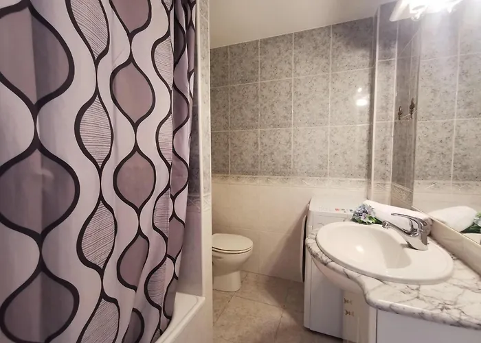 Apartamento Cosette Ely Palace 3-6 / Acogedor En El Centro De *